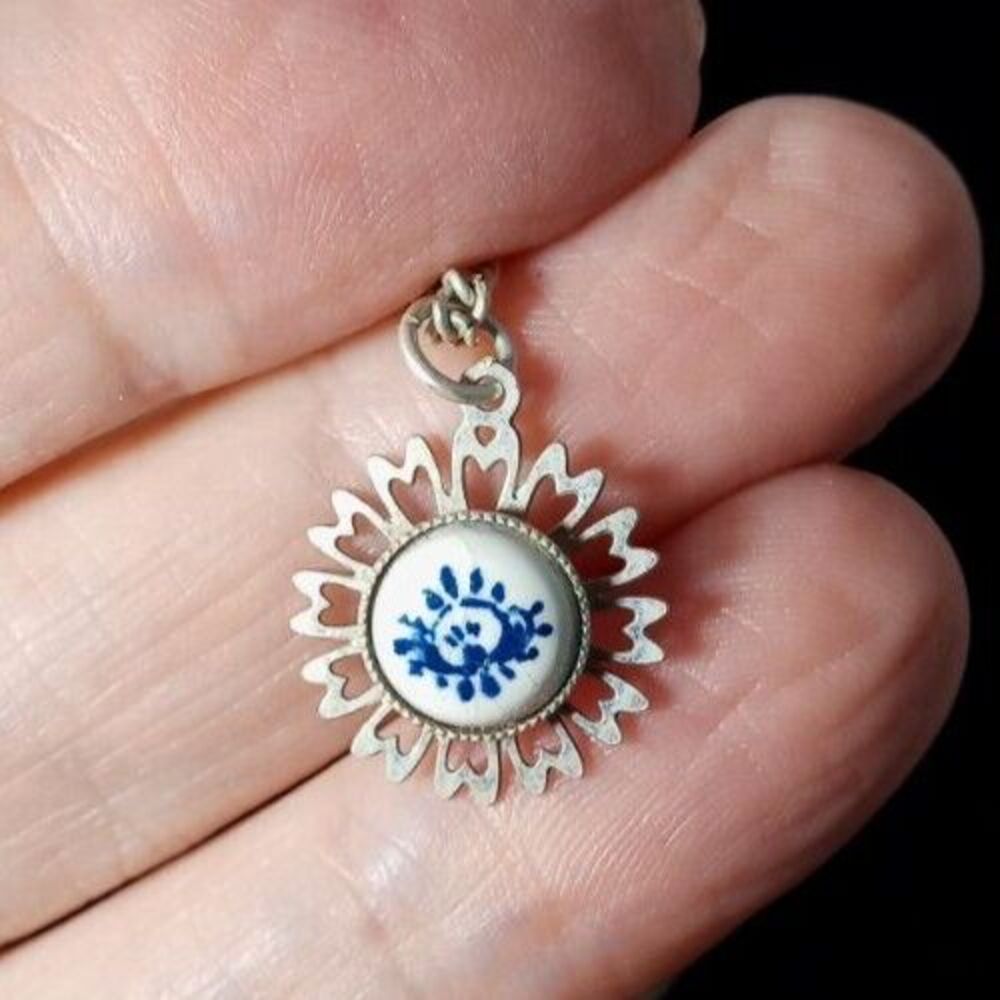 Dainty Necklace Made in Holland Silver Tone with Floral Pendent Beautiful Artsy